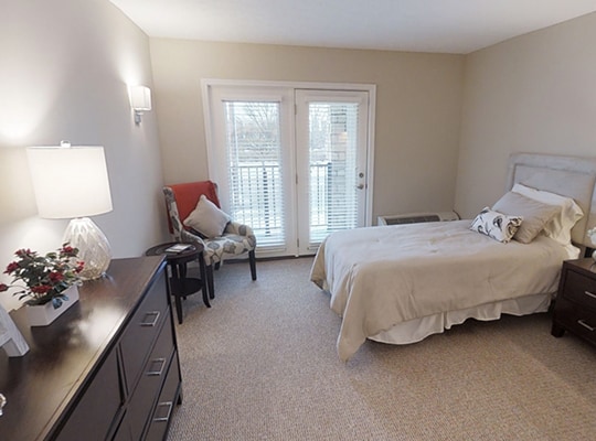 wallickseniorliving-ashford-broad-deluxe-studio-image
